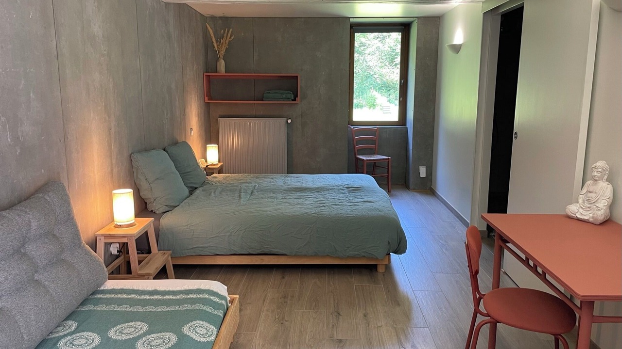 Photo of Bedroom in Saint-Andre-en-Morvan