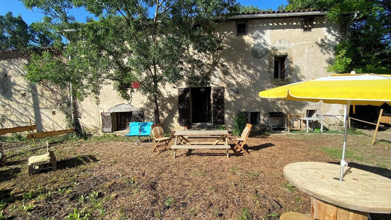 Photo of Outdoor in Teyssode
