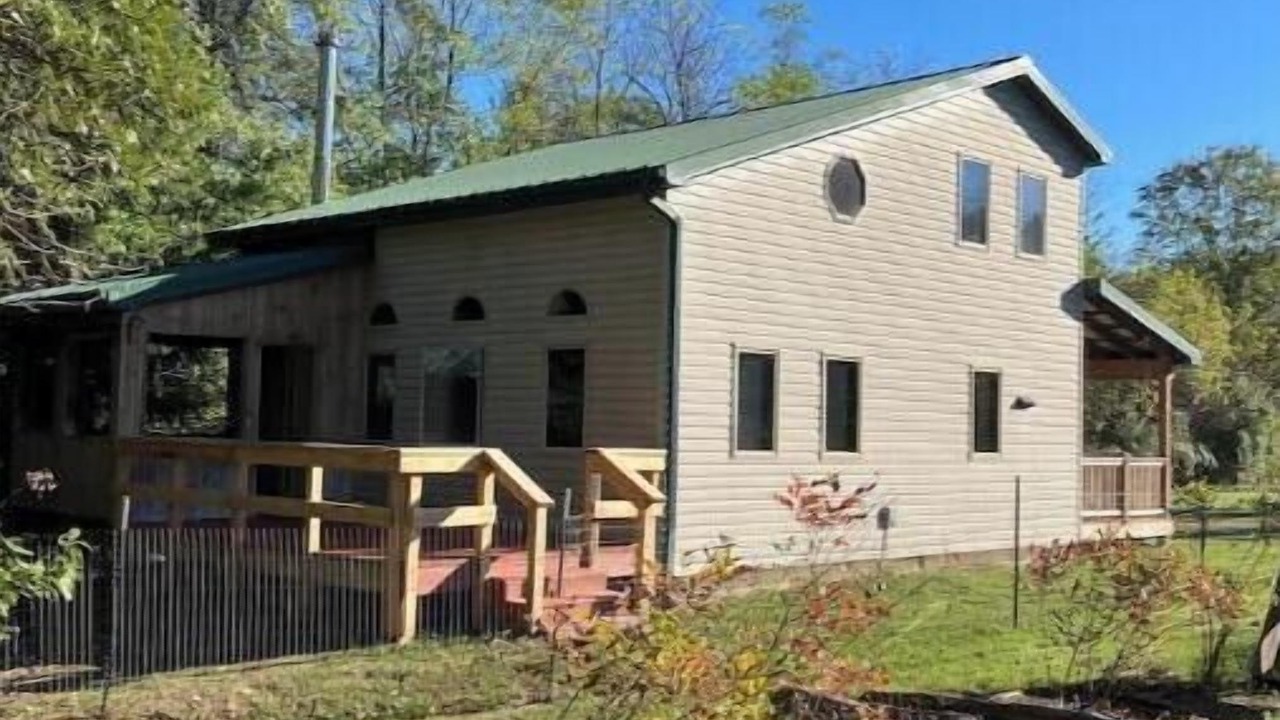 Photo of Outdoor in Nelsonville