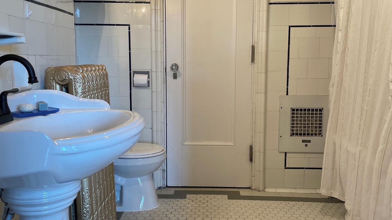 Photo of Bathroom in Welland