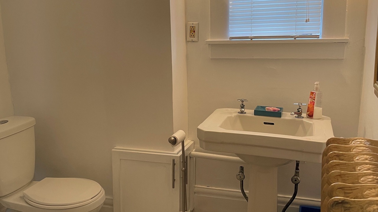 Photo of Bathroom in Welland