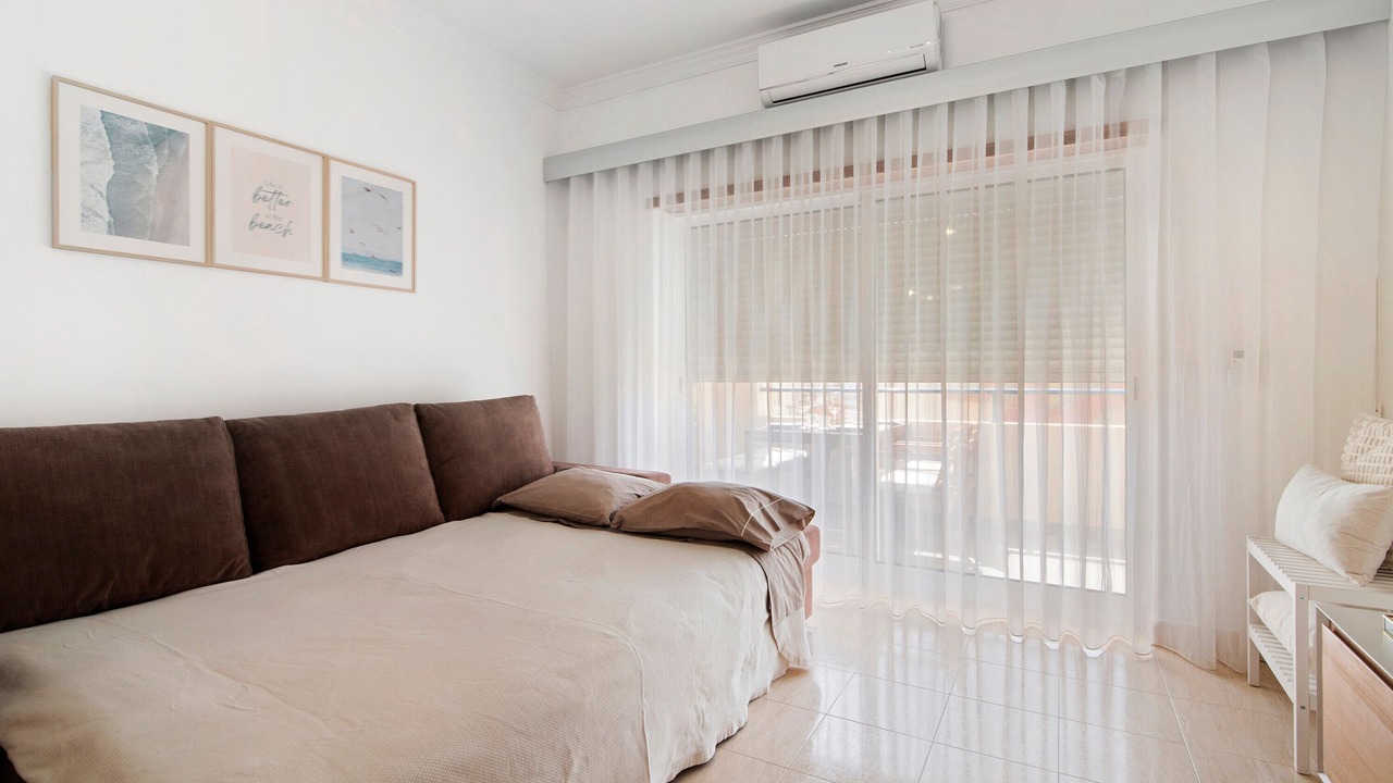 Photo of Bedroom in Alporchinhos