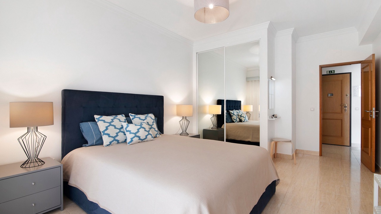 Photo of Bedroom in Alporchinhos