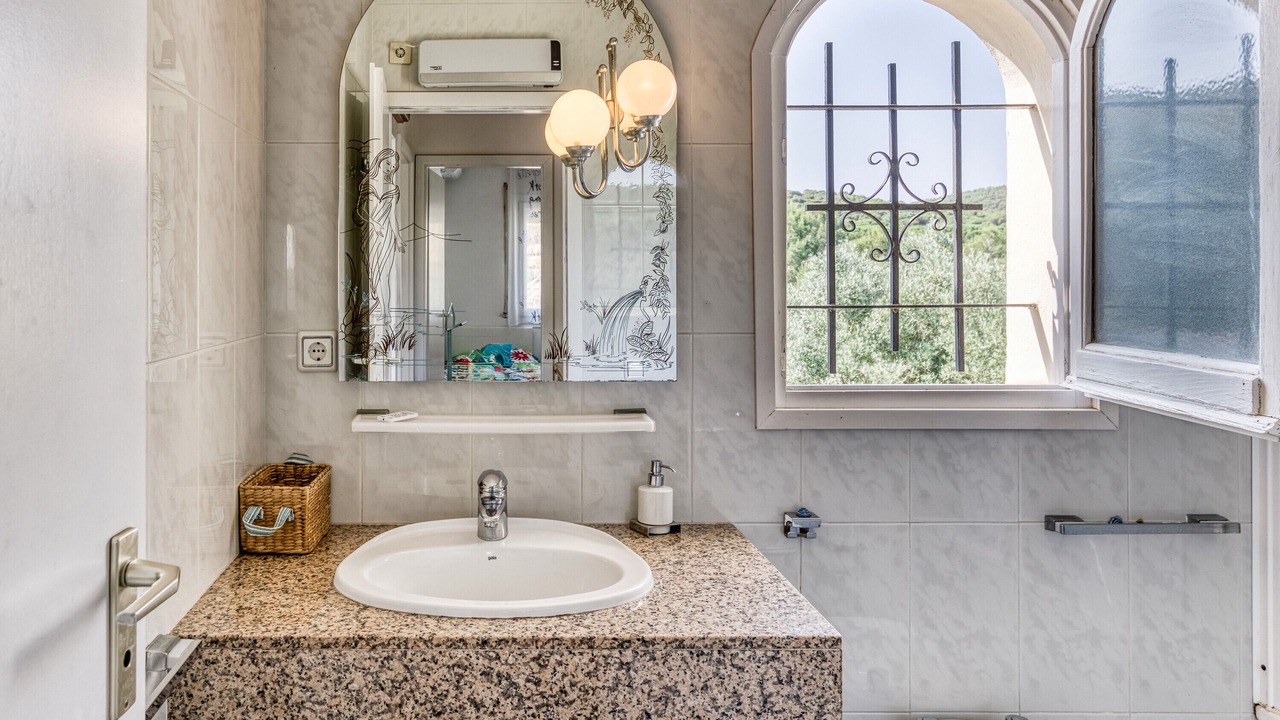 Photo of Bathroom in L'Escala