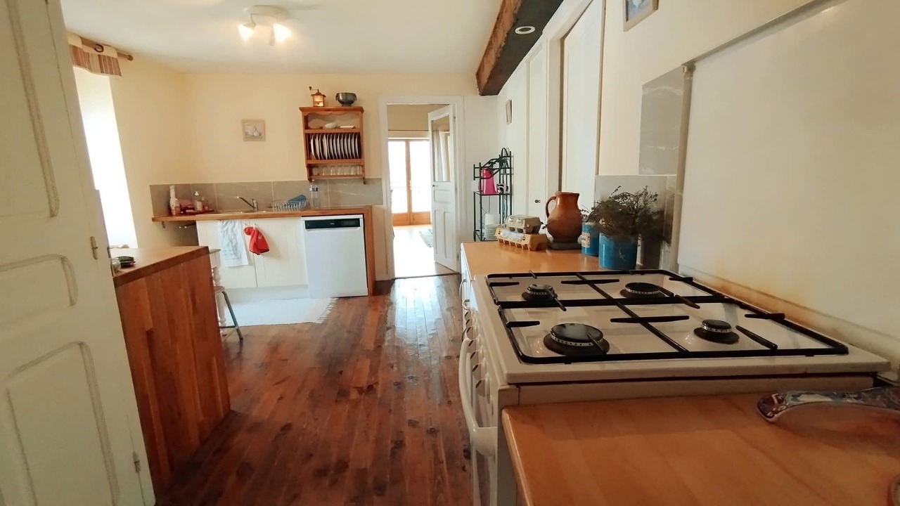 Photo of Kitchen in Salvezines