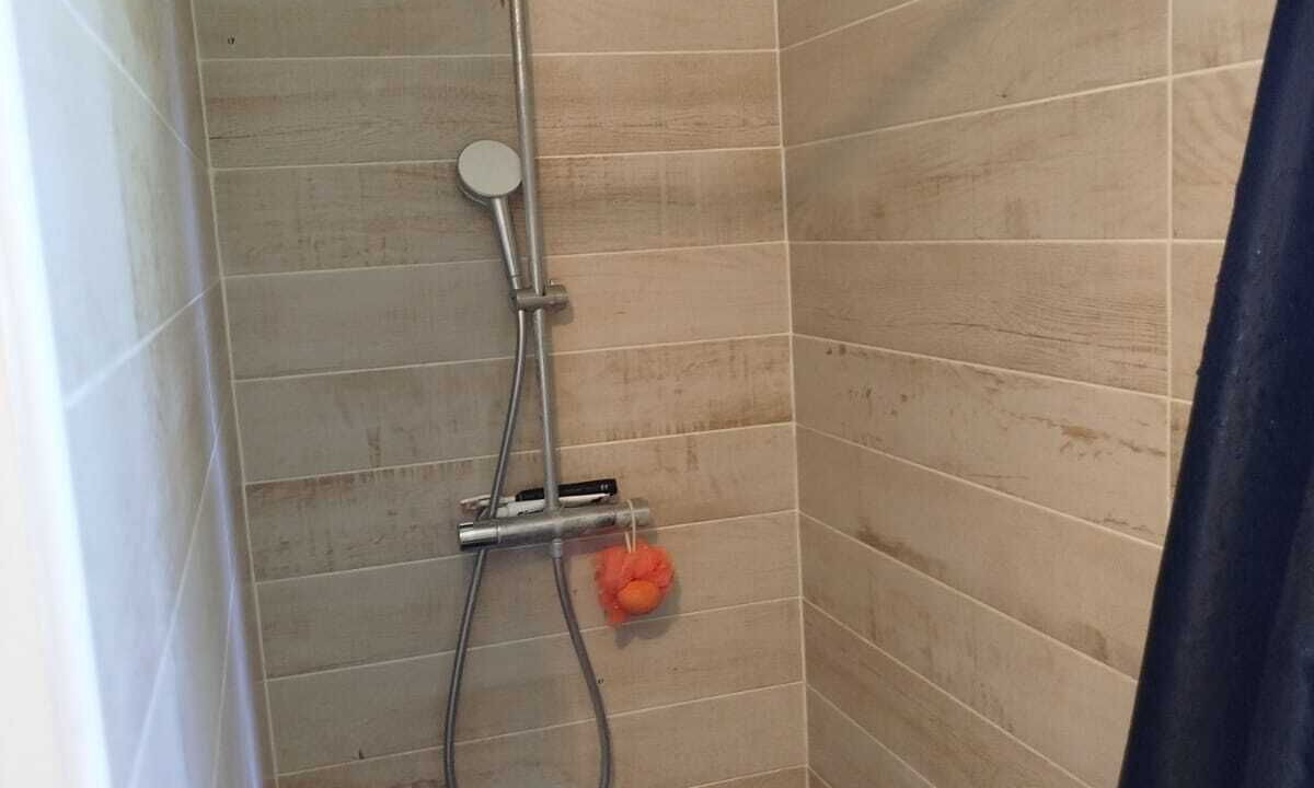 Photo of Bathroom in Truyes