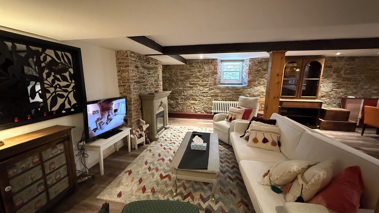 Photo of Livingroom in South End