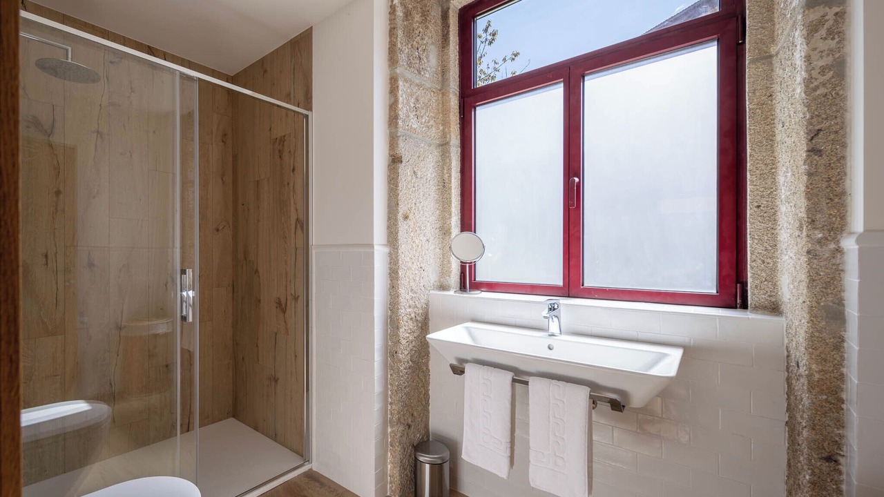 Photo of Bathroom in Ponte de Lima