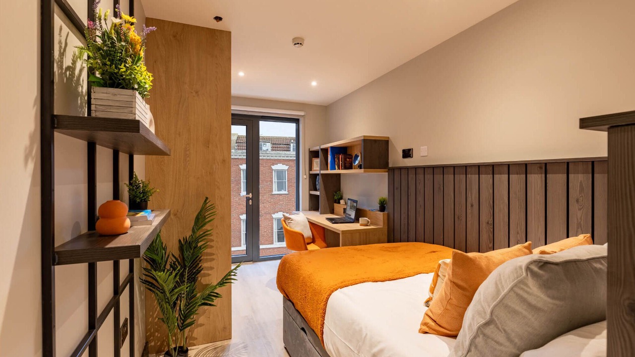 Photo of Bedroom in Saint Paul's