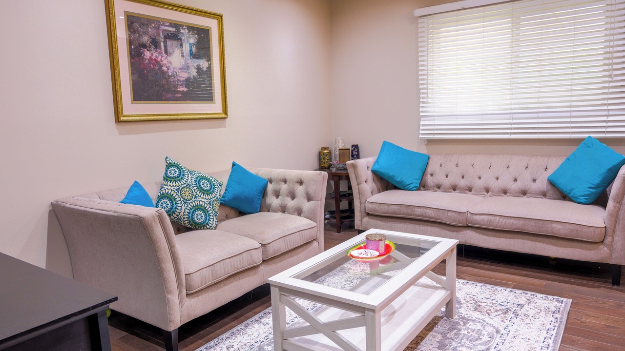 Photo of Livingroom in Ajax