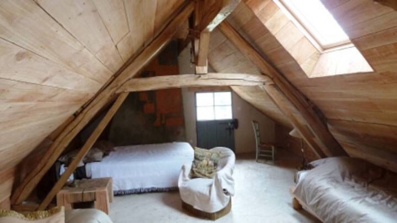 Photo of Bedroom in Beauchamps-sur-Huillard