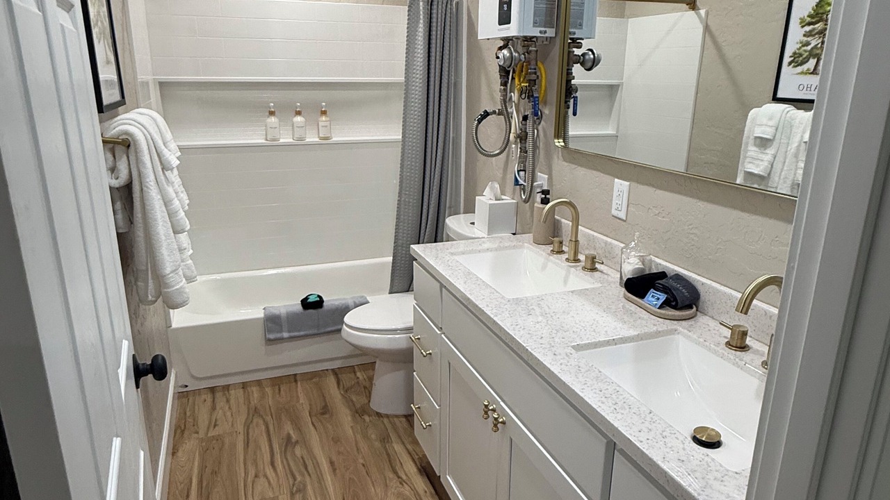 Photo of Bathroom in Fenn