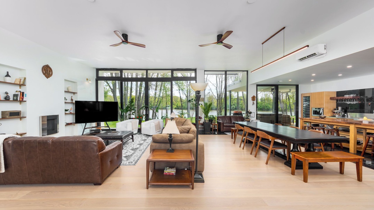 Photo of Livingroom in King