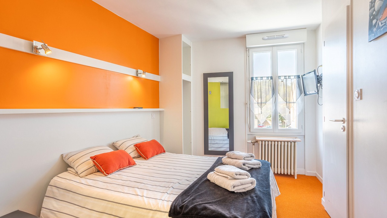 Photo of Bedroom in Saint-Vincent-Sterlanges