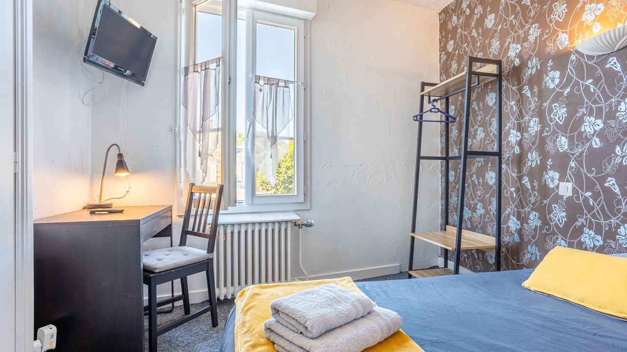 Photo of Bedroom in Saint-Vincent-Sterlanges