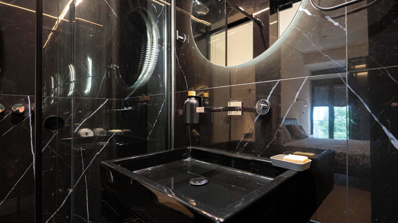 Photo of Bathroom in Volos City Centre