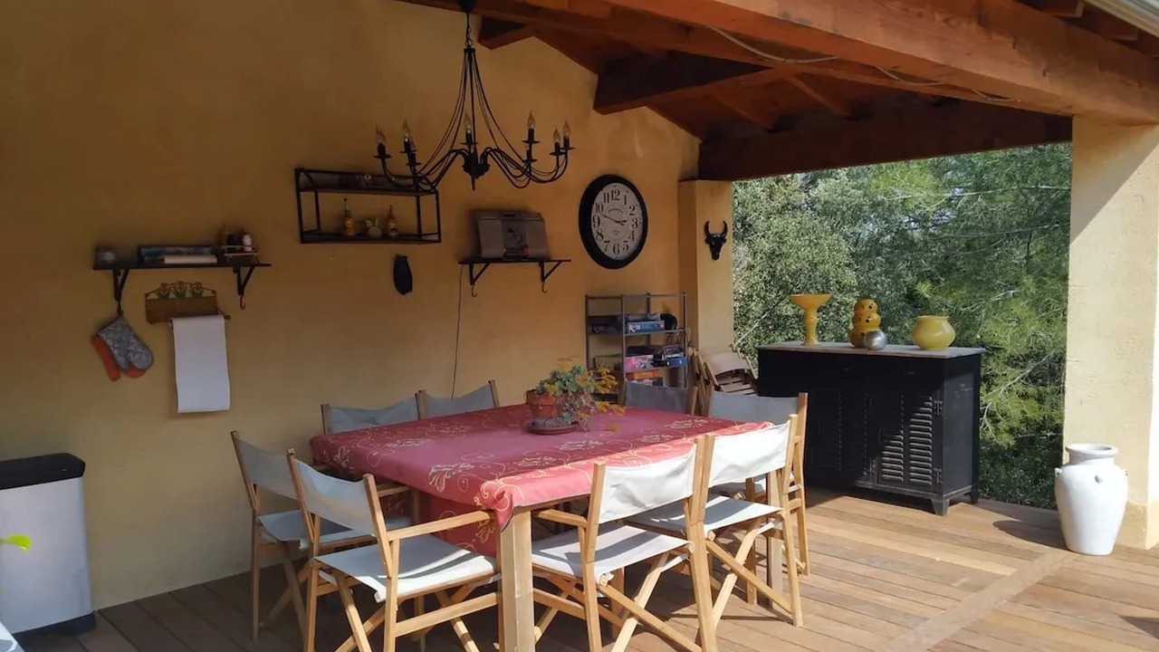 Photo of Outdoor in Collias