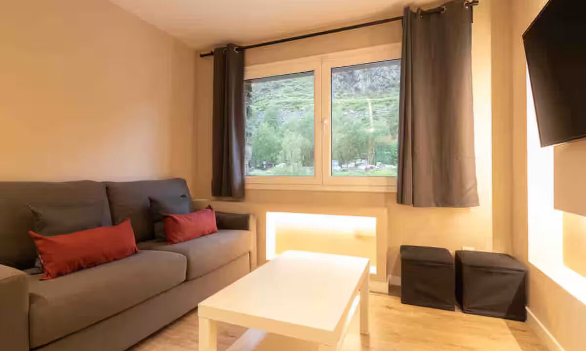 Photo of Livingroom in Incles