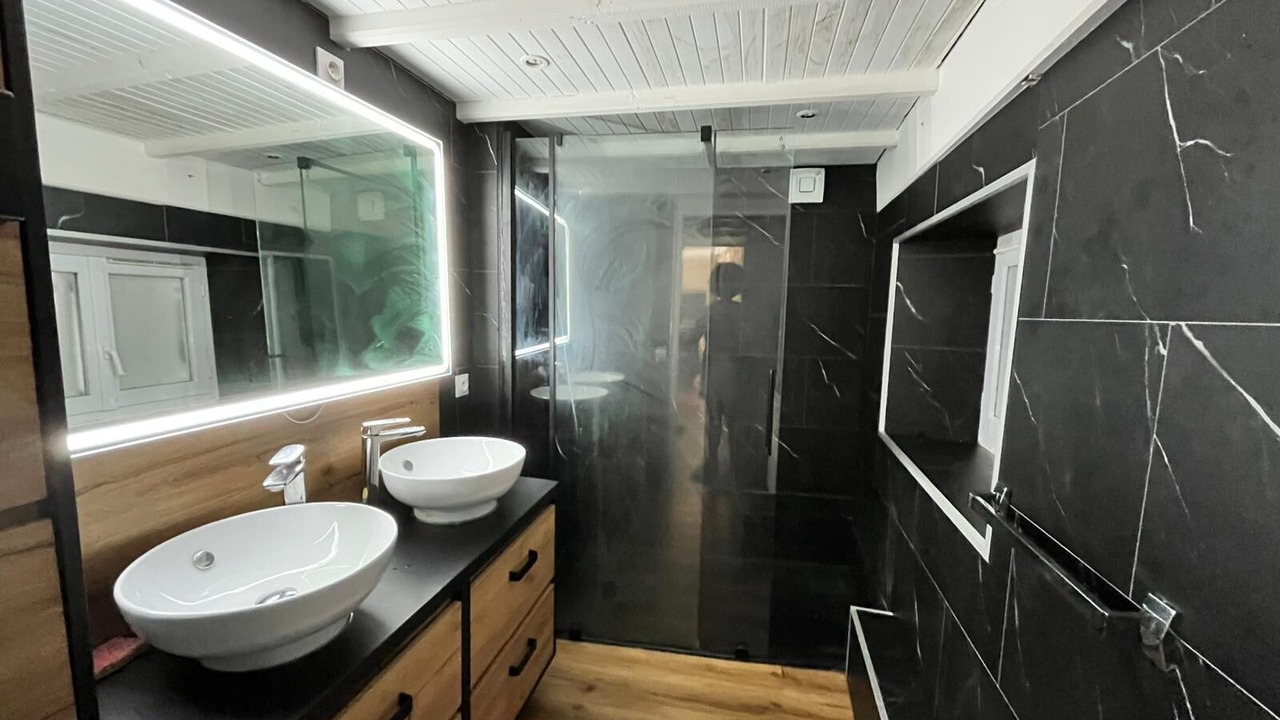 Photo of Bathroom in Mauleon