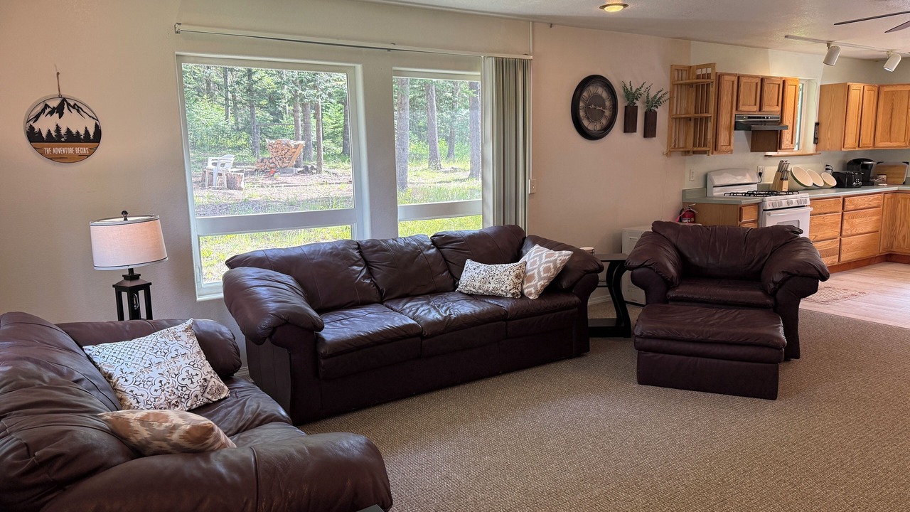 Photo of Livingroom in St. Maries