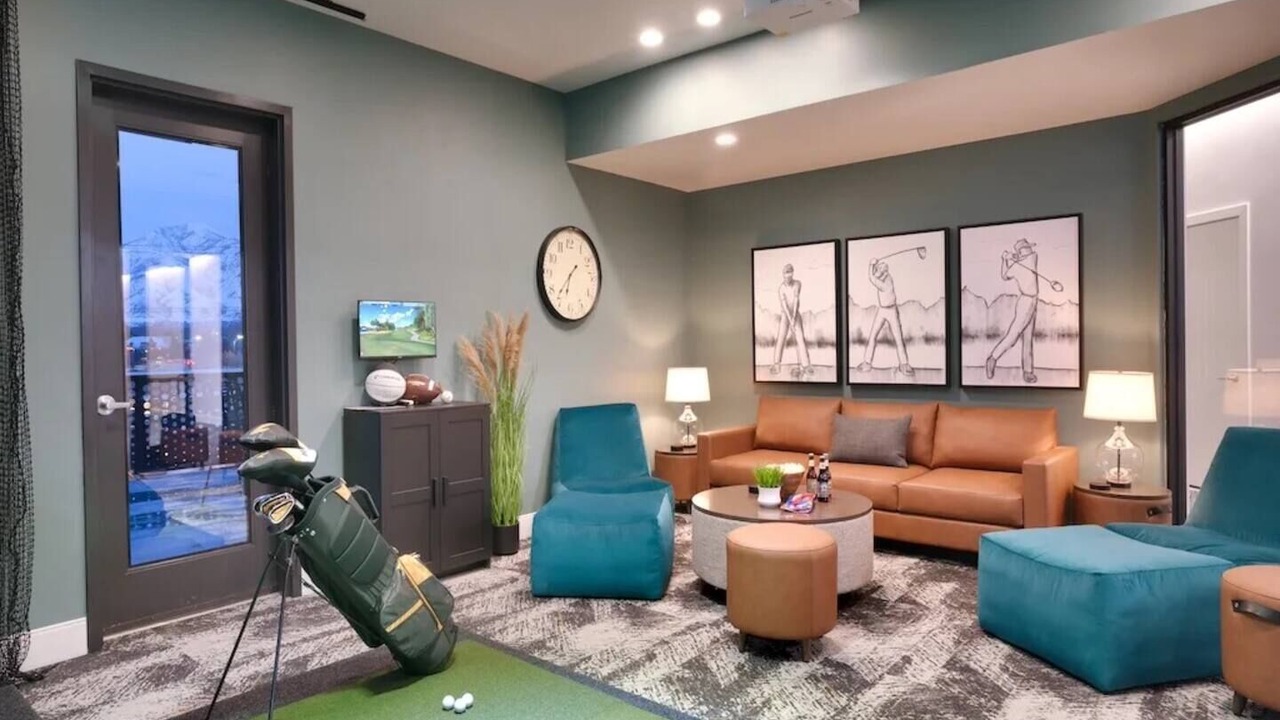 Photo of Livingroom in Millcreek
