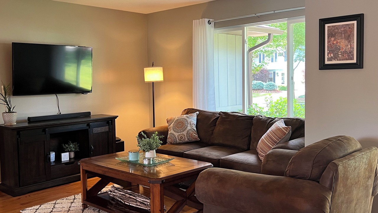 Photo of Livingroom in Midland