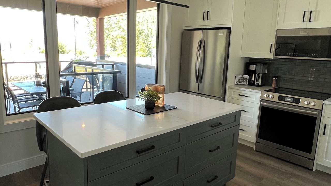 Photo of Kitchen in Harrison Hot Springs