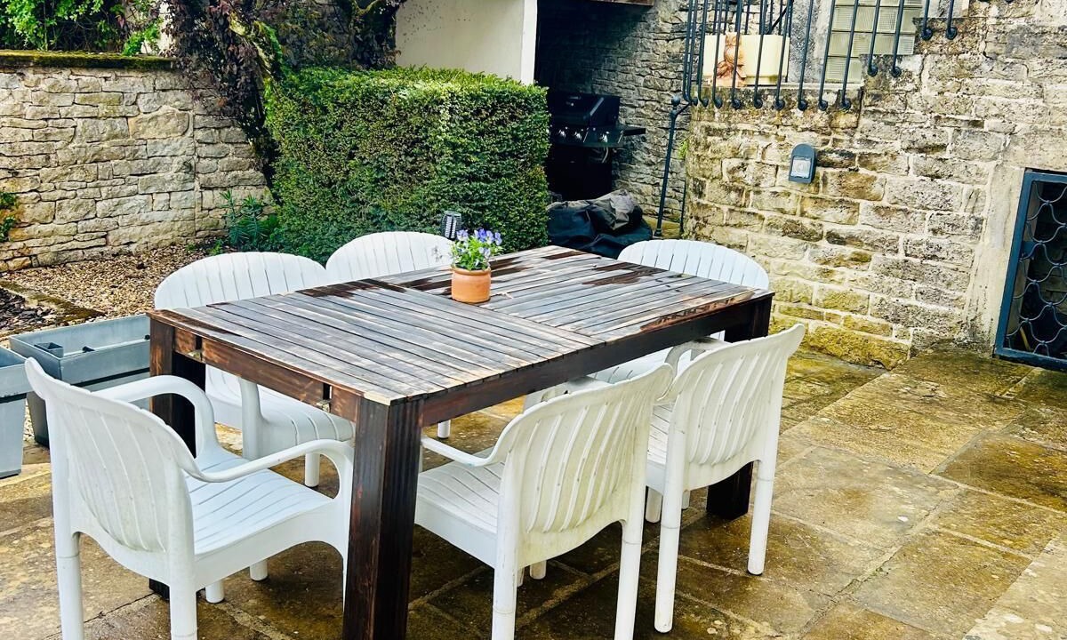 Photo of Outdoor in Meloisey