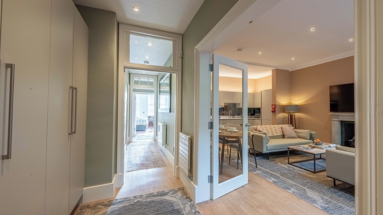 Photo of Livingroom in New Town