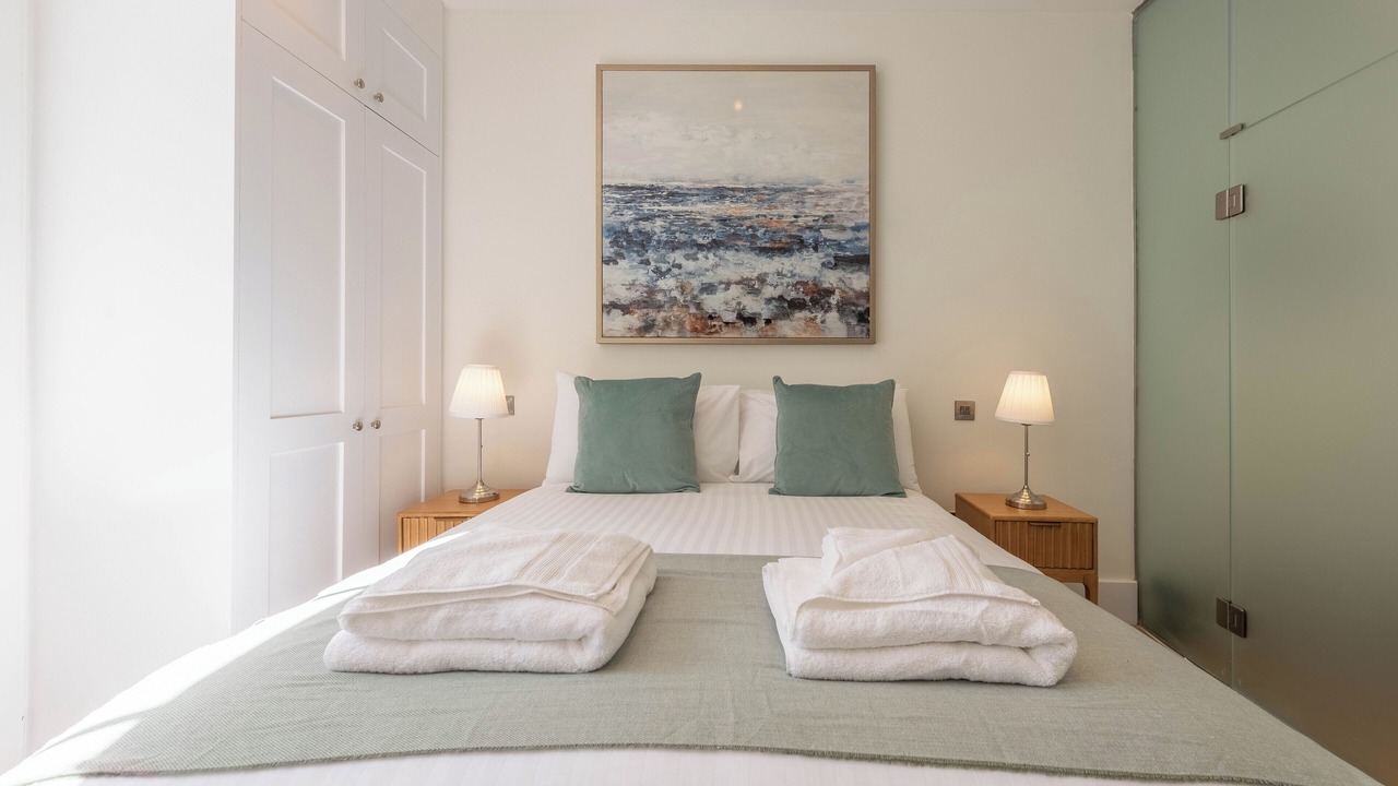 Photo of Bedroom in New Town