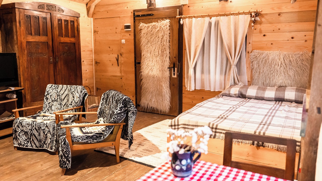 Photo of Bedroom in Campulung Moldovenesc