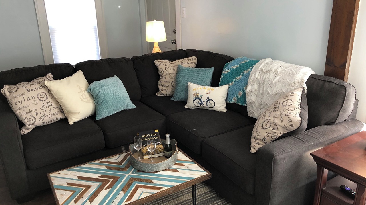Photo of Livingroom in Old Saybrook