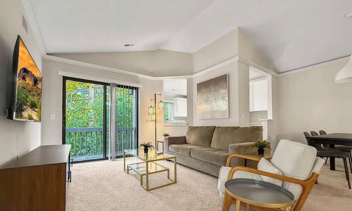 Photo of Livingroom in Novi
