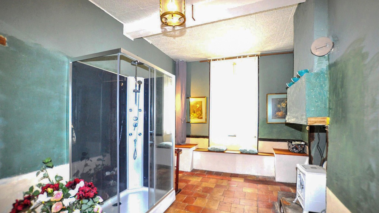 Photo of Bathroom in Chalabre