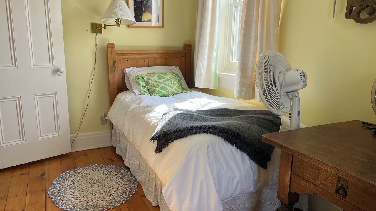 Photo of Bedroom in Mansfield