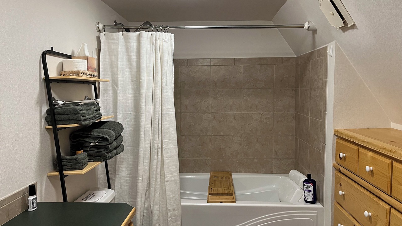 Photo of Bathroom in Baring