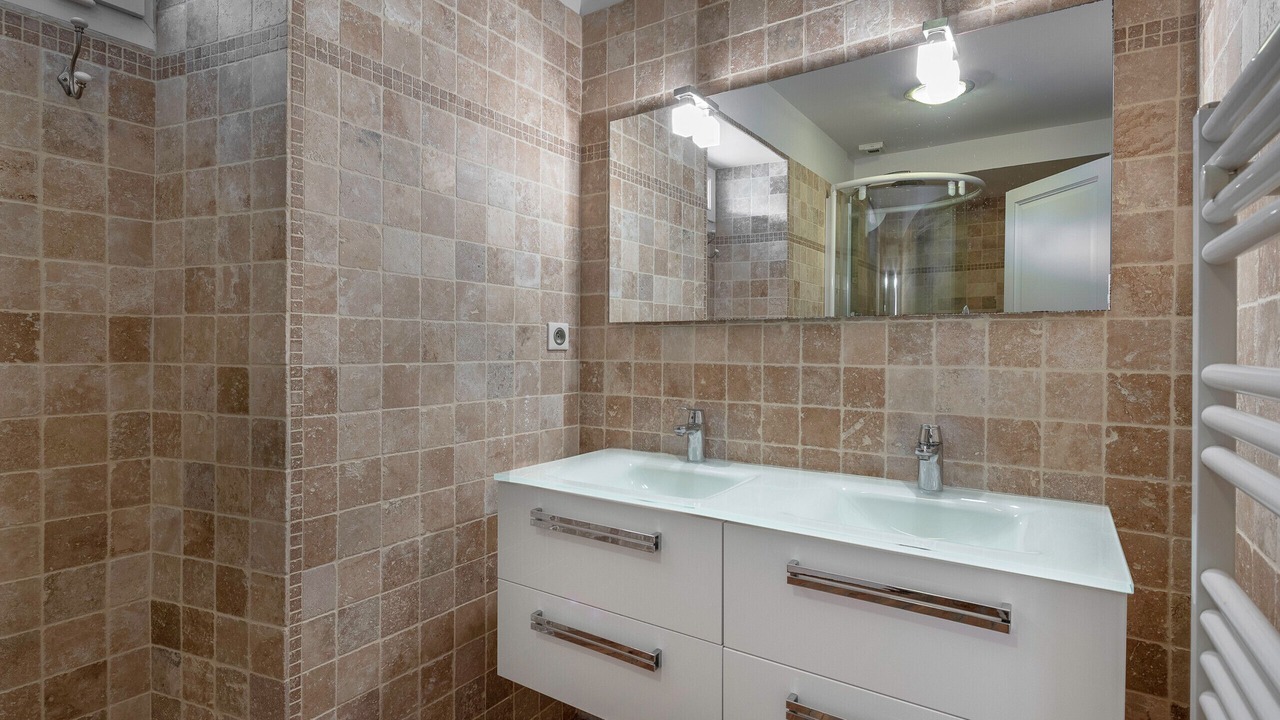 Photo of Bathroom in Prefailles
