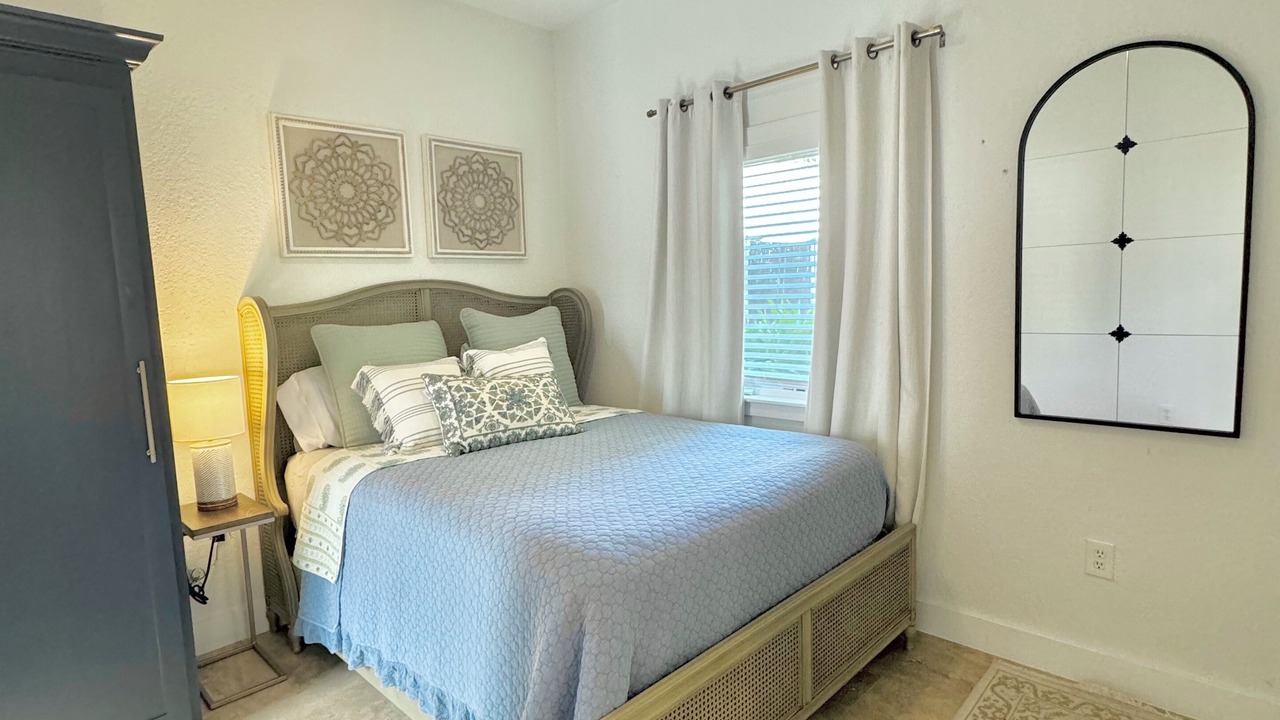 Photo of Bedroom in Indian Beach Sapphire Shores