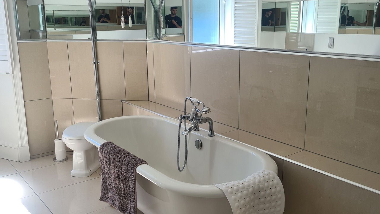 Photo of Bathroom in Stronachlachar