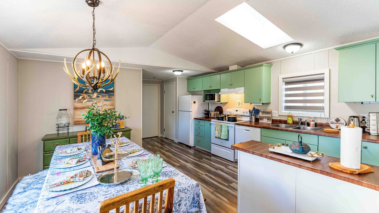 Photo of Kitchen in Division No. 11