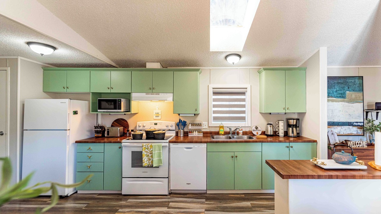 Photo of Kitchen in Division No. 11