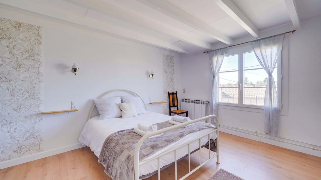 Photo of Bedroom in Saint-Emilion