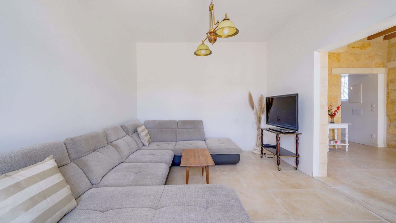 Photo of Livingroom in Saint-Emilion