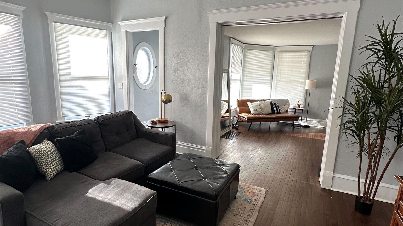 Photo of Livingroom in Bloomington
