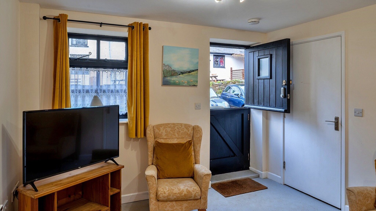 Photo of Livingroom in Trusham