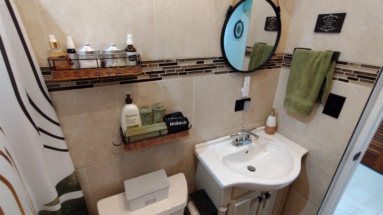 Photo of Bathroom in Estate Union and Mount Washington