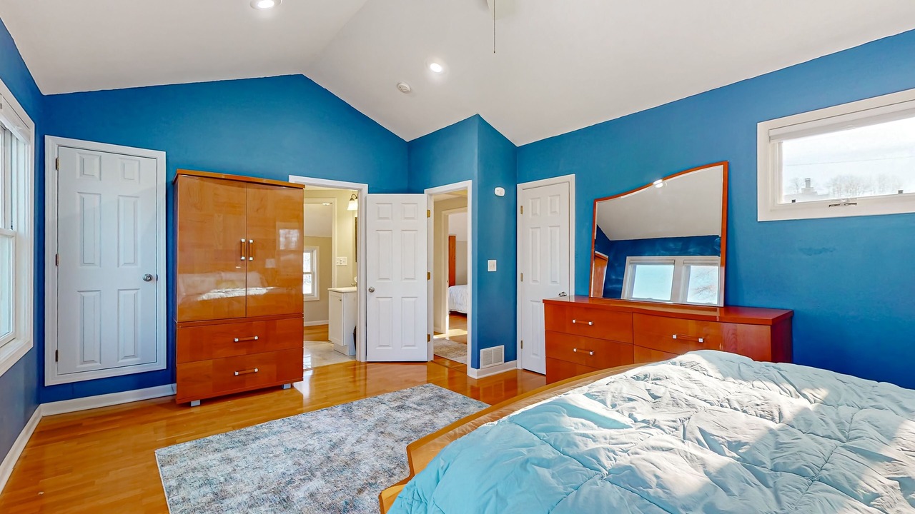 Photo of Bedroom in Pewaukee