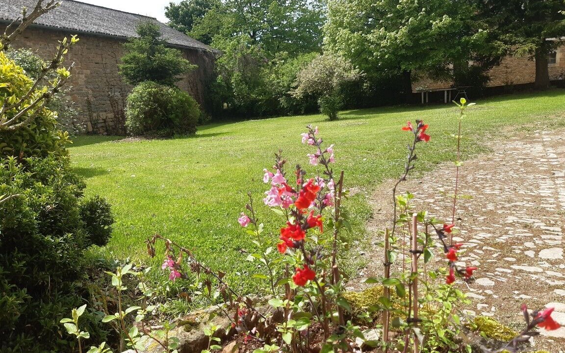 Photo of Outdoor in Cruejouls