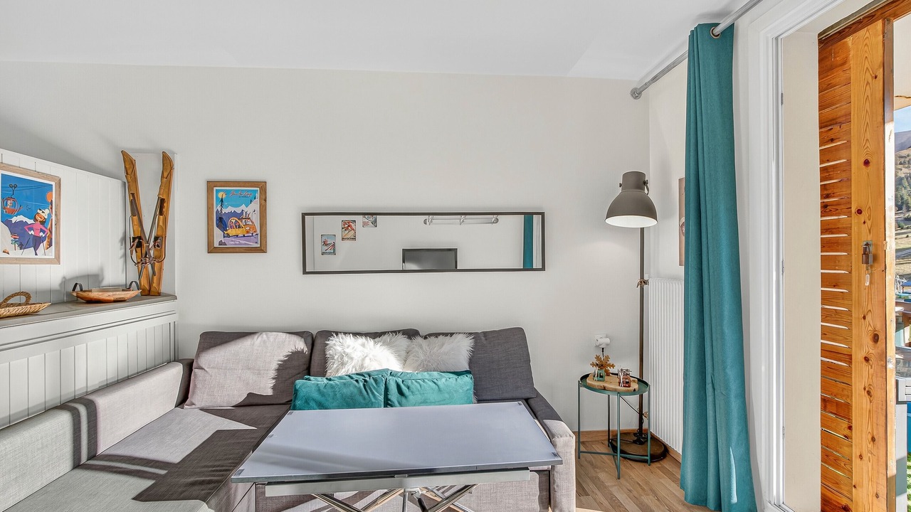 Photo of Livingroom in Saint-Etienne-en-Devoluy
