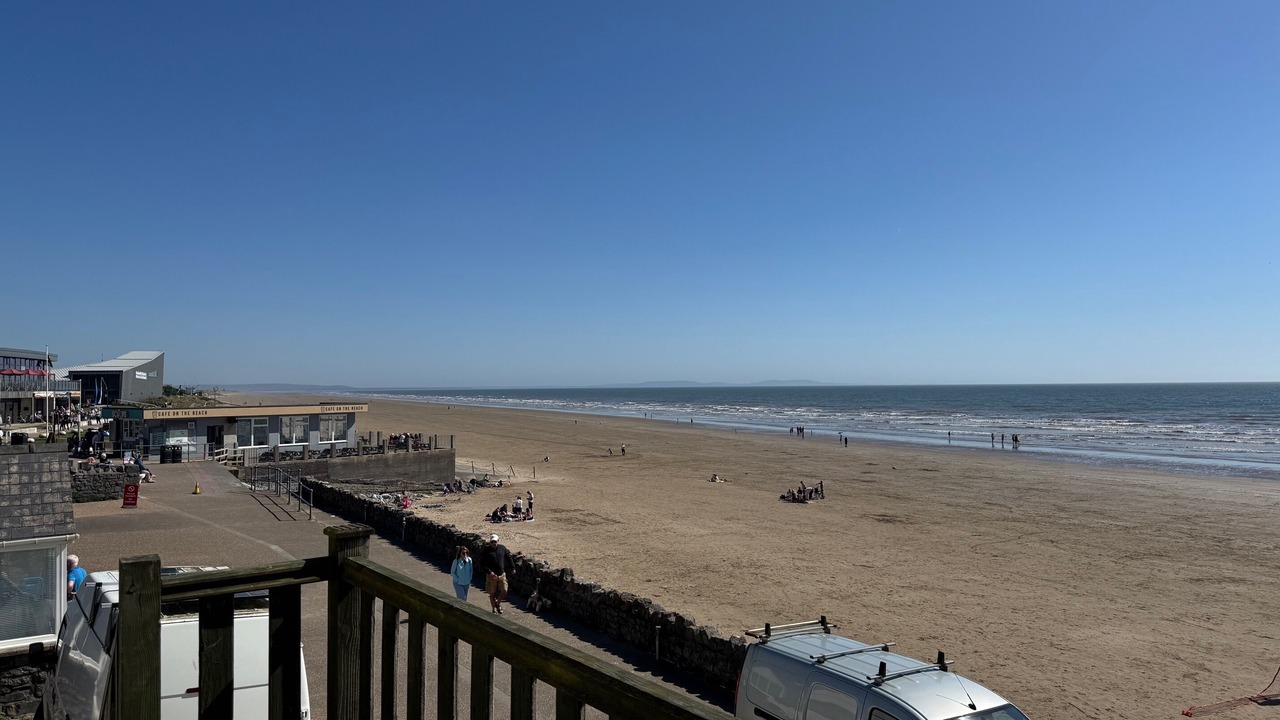 Photo of Others in Pendine